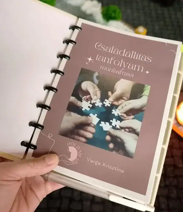 Családállítás tanfolyam munkafüzet — Varga Krisztina